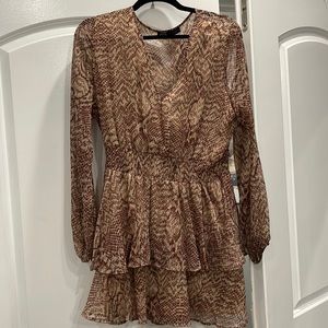 Zara pinch waist long sleeve dress. Animal print